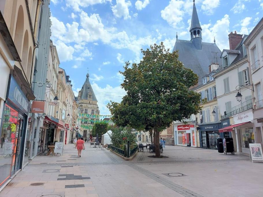 Apartmán Le Chic Ethnic Dreux Exteriér fotografie